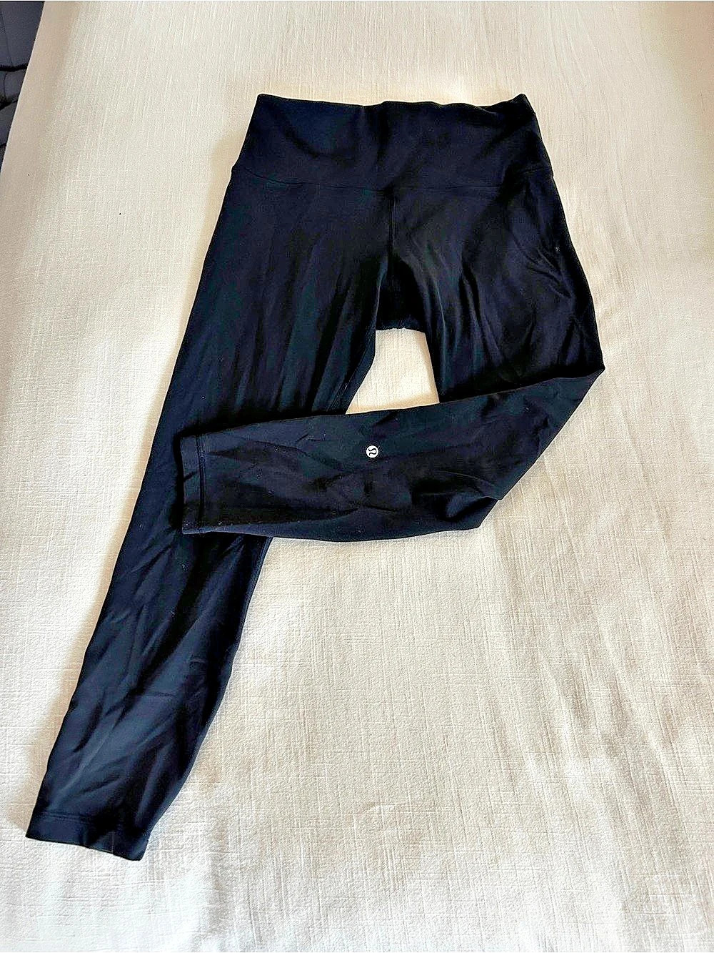 Lululemon Wunder Train Contour Fit
High-Rise Tight 25" Black